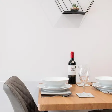 Apartmán Stunning Centre Water Views 2 Bed 2 Bath Free Parking